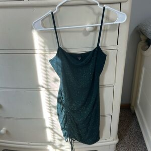 Windsor Tight Sparkly Emerald Green Formal Dress